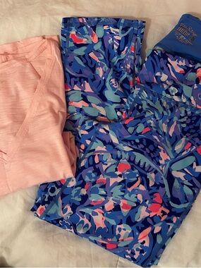 Lilly Pulitzer Blue Floral Athletic Leggings with Pink Accents